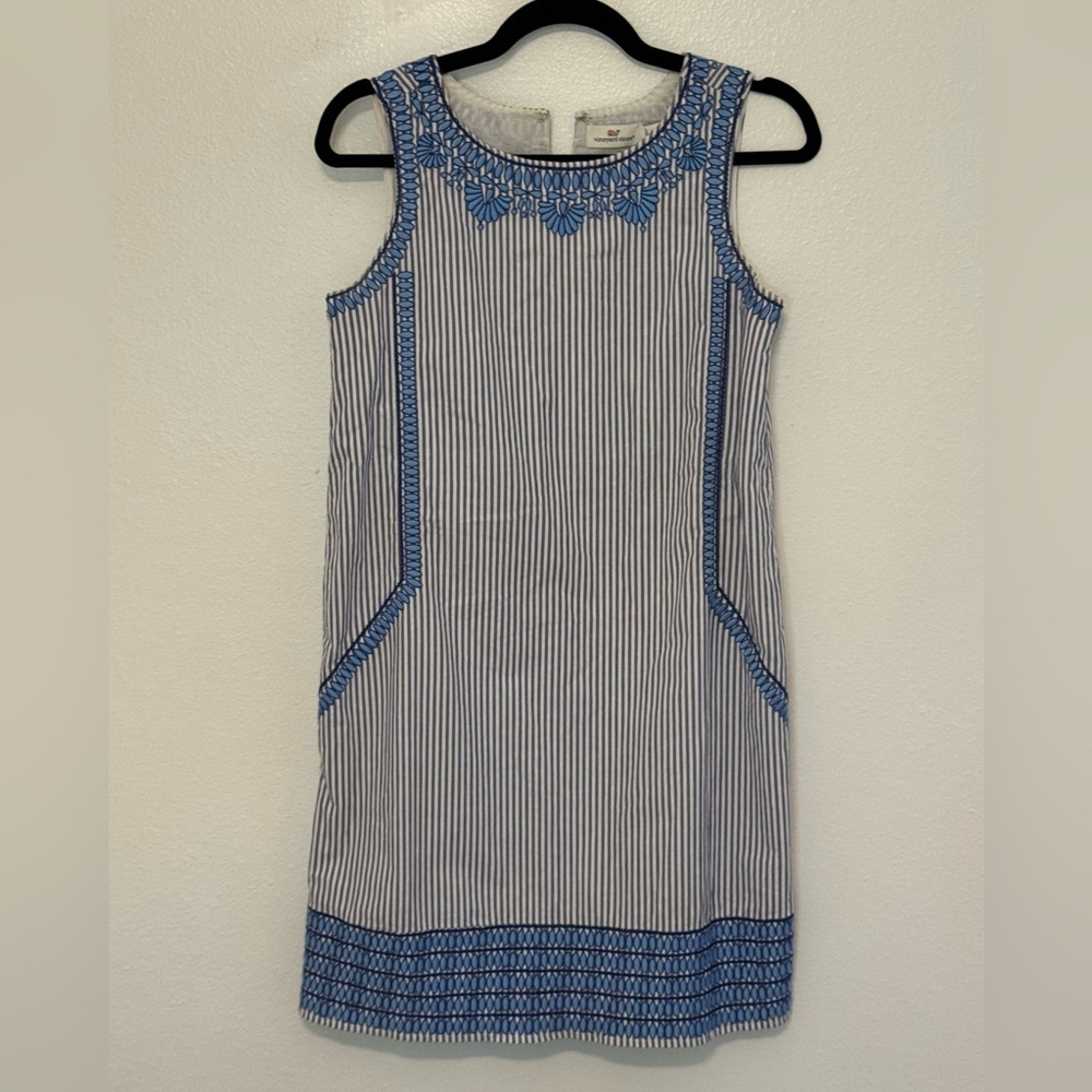 Vineyard Vines Embroidered Shift Dress Size XS